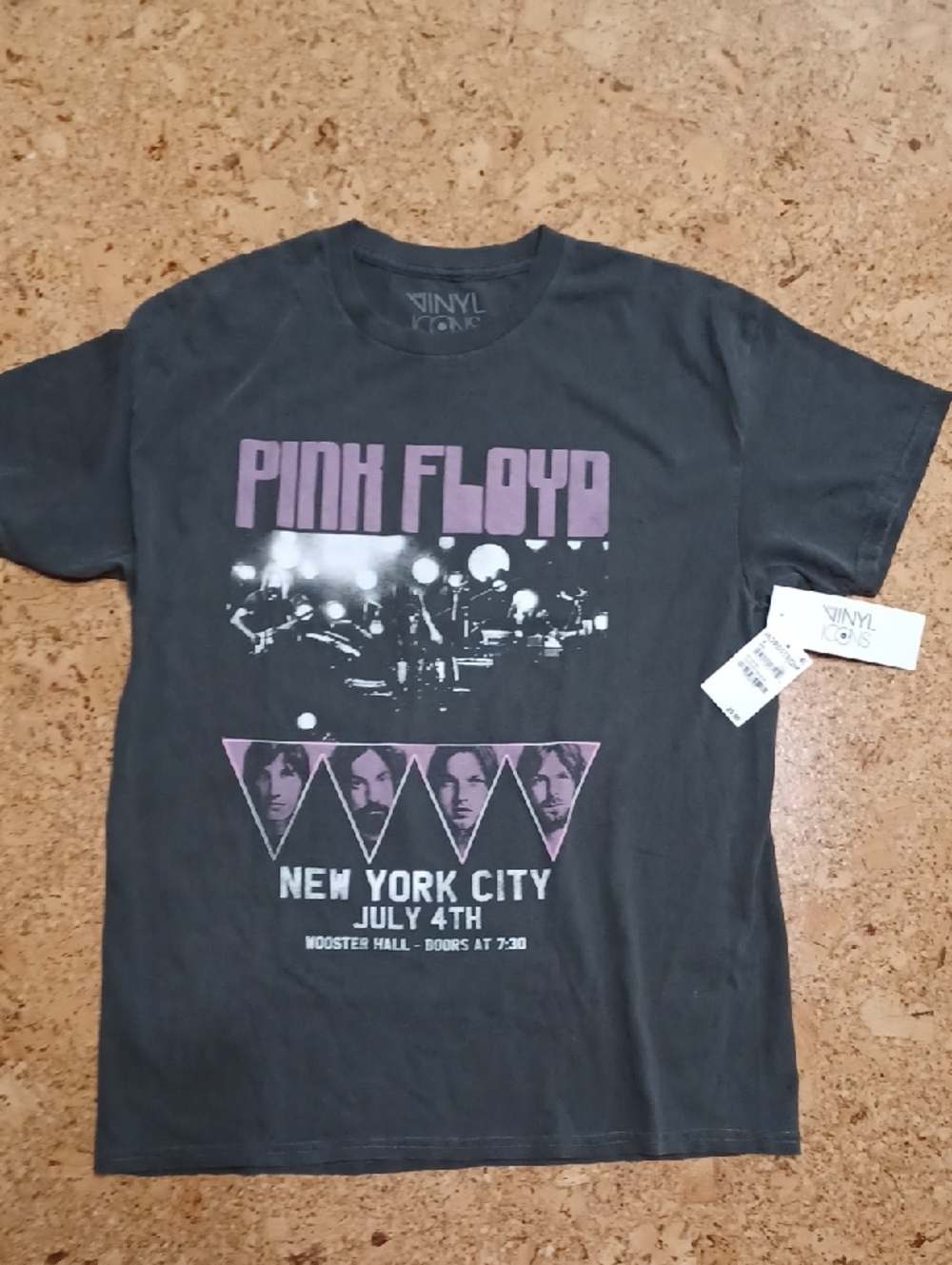 Pink Floyd Washed Black/Purple Tee Size M NWT